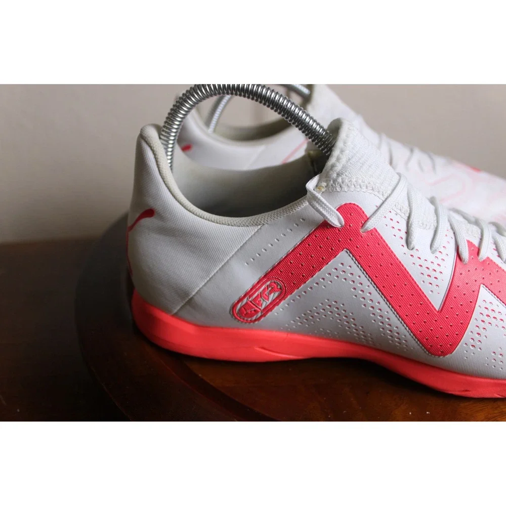 New Puma Indoor Soccer Shoes‎ Future Play White Fire Orchid Athletic Mens 12